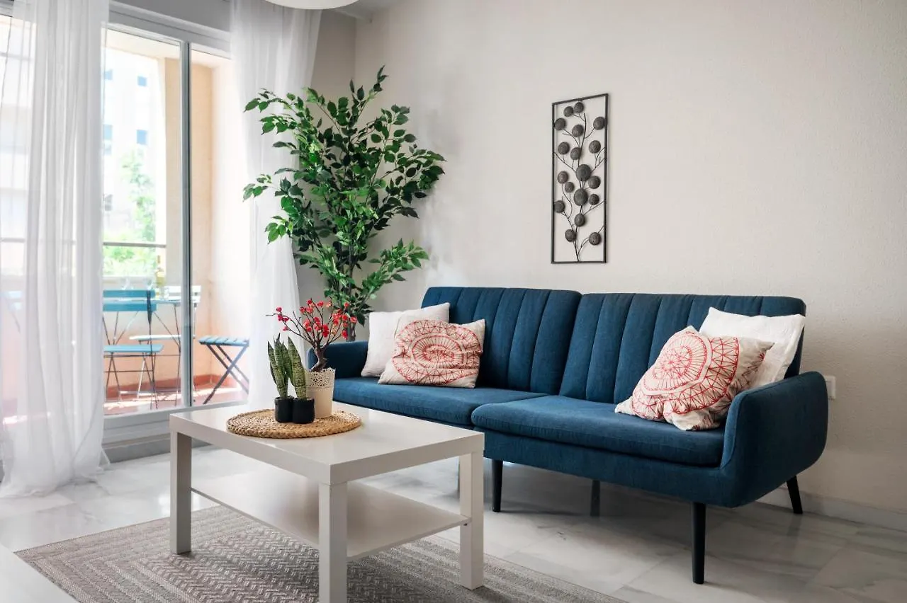 El Coloso, Cosy And Stylish Near The Beach contacts